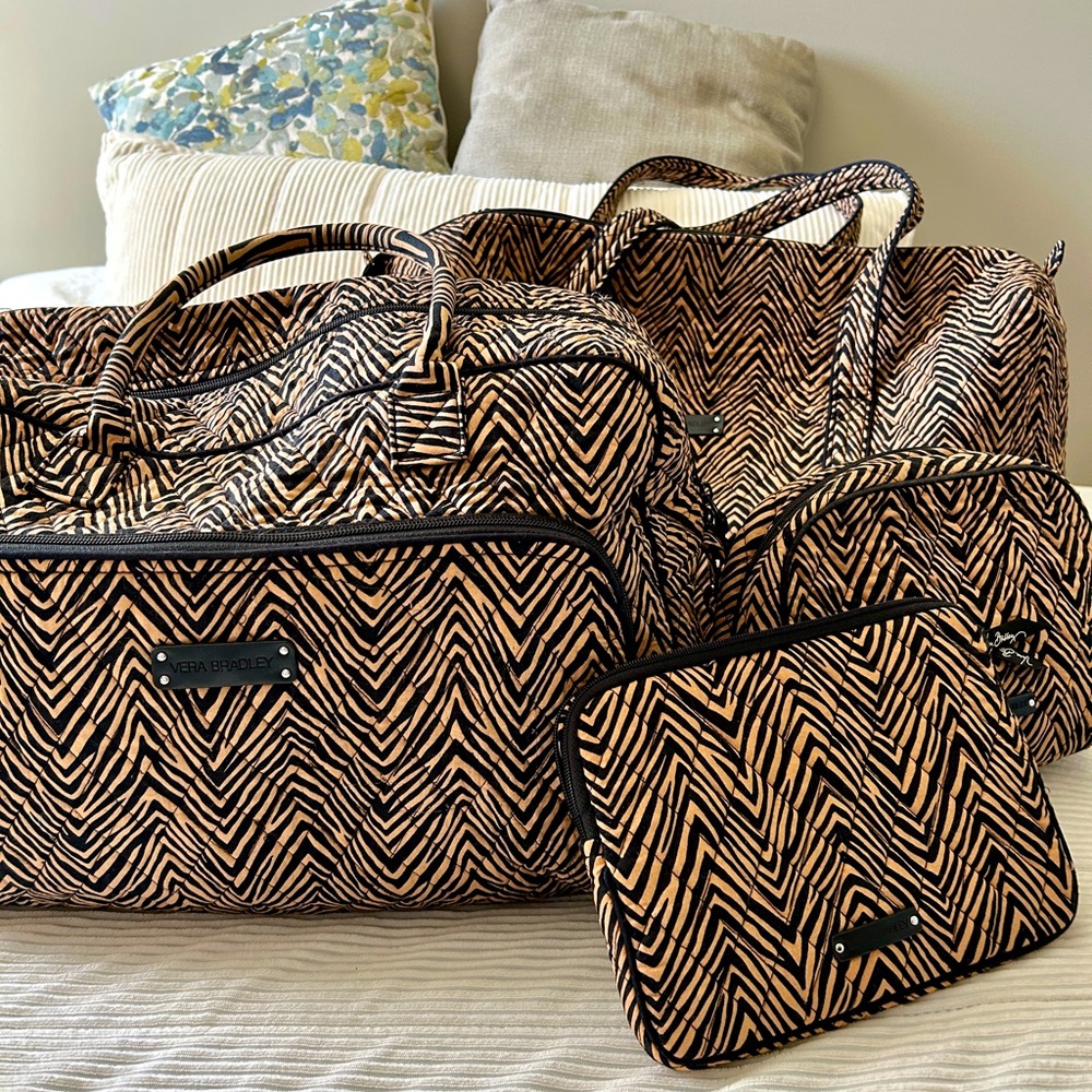 Vera Bradley luggage set